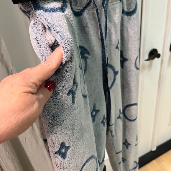 EUC Harry Potter Pajama Set for Ladies/Girls; Harry Potter Wizarding World - Picture 7 of 15